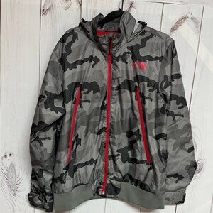 The North Face Men’s Camo Yeti Print Hooded Jacket Large EUC